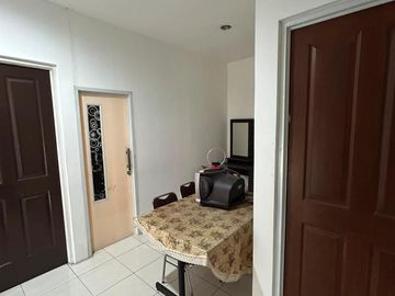 Dijual rumah lokasi strategis   diBintaro Jakarta Selatan.