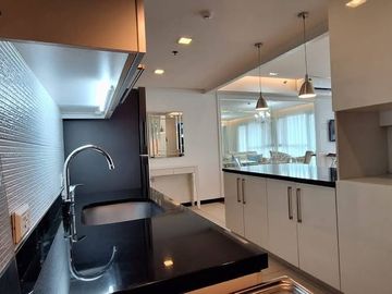 CONDO FOR RENT One Serendra 1 Bedroom Condo Unit BGC Taguig City near Two Serendra West Gallery Place East Gallery Place One Maridien Two Maridien Ver