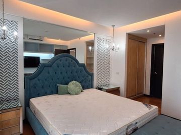 CONDO FOR RENT One Serendra 1 Bedroom Condo Unit BGC Taguig City near Two Serendra West Gallery Place East Gallery Place One Maridien Two Maridien Ver