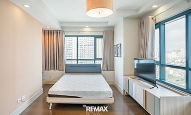 Fully furnished 2-Bedroom For Rent in Edades Tower, Rockwell, Makati