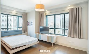 Fully furnished 2-Bedroom For Rent in Edades Tower, Rockwell, Makati