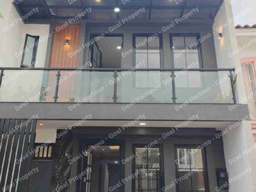 Dijual Rumah Cantik di Taman Singosari Lippo Karawaci