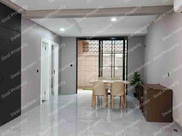 Dijual Rumah Cantik di Taman Singosari Lippo Karawaci