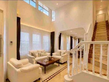 DIJUAL RUMAH MEWAH FULL FURNISH DI LIPPO KARAWACI