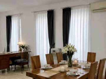 DIJUAL RUMAH MEWAH FULL FURNISH DI LIPPO KARAWACI