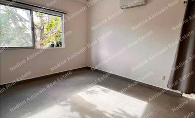 AMPLIA  CASA DE 3 NIVELES EN RENTA UBICADA EN RESIDENCIAL AQUA, 4 RECÁMARAS, ALBERCA PROPIA, SEGURIDAD 24 HORAS.