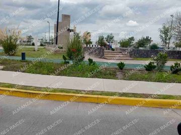 Casa en renta en Sendas Residencial El Marqués Querétaro