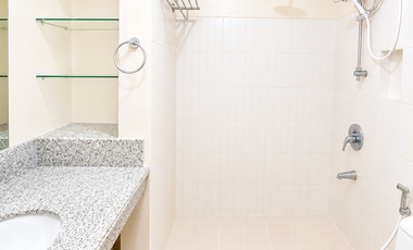 RUSH SALE 2BR with Parking at Ivory Wood Acacia Estates