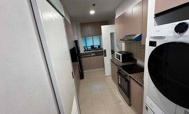 NICE FULLY FURNISHED 3 BEDROOM UNIT IN JOYA TOWER ROCKWELL MAKATI