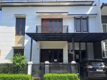 Rumah 2 Lantai Dalam Cluster Setrasari Sayap Pasuter Bandung