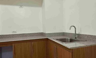 2 BR in Pasay Near Moa for only 5.6M