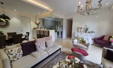 Spacious 3-Bedroom Residence at 32 Sanson by Rockwell
