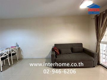 Two-story townhome, 18.1 sq.wah, The Connect 8 Bangna Village, Soi Mahachai, Bangna-Trat Road, Bang Phli, Samut Prakan.