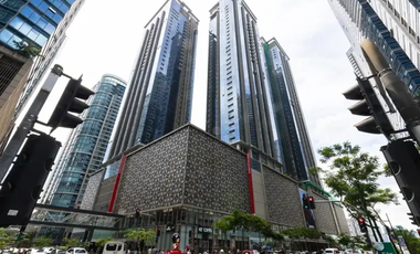 1 BR Condo BGC Mitsukoshi Mall