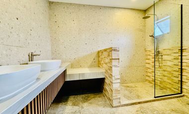 5 Bedroom Modern House and Lot w/ Pool for Sale in BF Homes Parañaque City