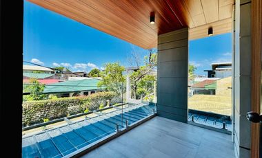 5 Bedroom Modern House and Lot w/ Pool for Sale in BF Homes Parañaque City