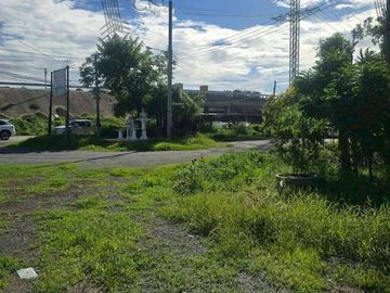 Urgent sale! Land with existing restaurant business, Suan Pa Sak, located on the Asian Highway, on the banks of the Pa Sak River.|93309