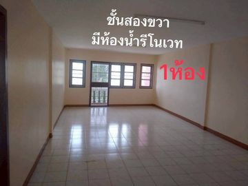 97833 - ขาย ขายอาคารพาณิชย์ 2 ชั้นครึ่ง 2 คูหา ตีทะลุ ทำเลค้าขาย ใกล้ตลาดบ้านใหม่ ติดถนนมุกขมนตรี เมืองนครราชสีมา