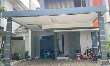 jual cepat rumah 2 lantai di cluster mutiara gading city Bekasi - harga nego