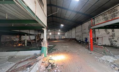Disewa Gudang ada Kantor 2 Lantai Mess Siap Pakai Sedang Di Renovasi Sudah Di Urug Tidak Banjir Akses Kontainer 40 Feet Pantai Indah Dadap Tangerang