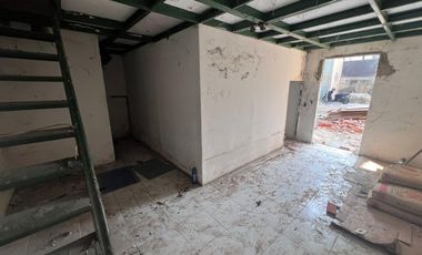 Disewa Gudang ada Kantor 2 Lantai Mess Siap Pakai Sedang Di Renovasi Sudah Di Urug Tidak Banjir Akses Kontainer 40 Feet Pantai Indah Dadap Tangerang