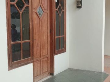 Rumah siap huni di Rungkut Mapan Tengah, Surabaya Selatan