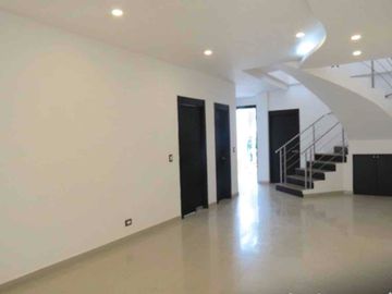 LINDA CASA DUPLEX
