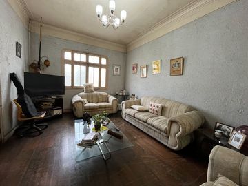Casa en Santa Beatriz- Remate!!