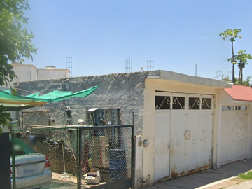 CASA EN VENTA ,  FRACCIONAMIENTO LOS MEZQUITES. CELAYA GUANAJUATO EM