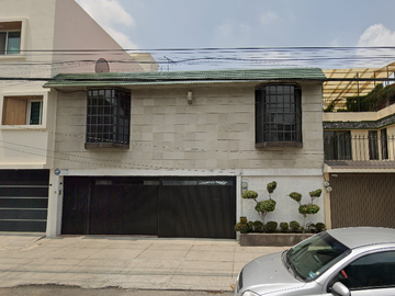 Casa en venta en la Gustavo A. Madero. Gran oportunidad!!
