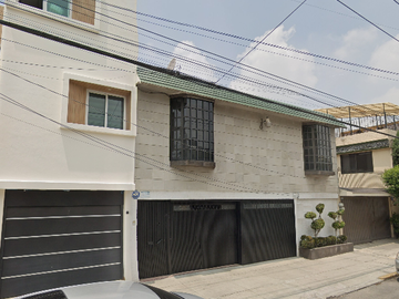 Casa en venta en la Gustavo A. Madero. Gran oportunidad!!