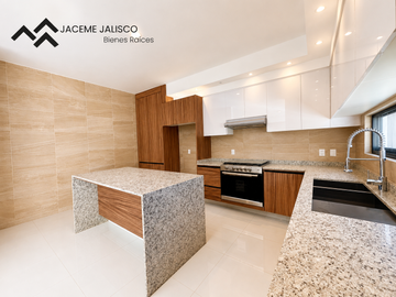 Casa NUEVA en Venta Coto Novaterra - ZONA VALLE REAL