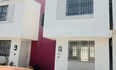 CASA EN VENTA EN PASEOS DE SAN MIGUEL QUERETARO