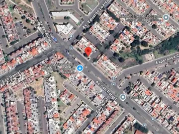 CASA EN VENTA EN PASEOS DE SAN MIGUEL QUERETARO