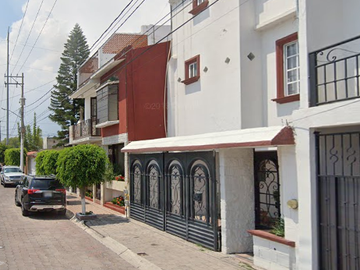 MARQUES DE MIRAFLORES NO.117, MIRADOR DEL MARQUES, QUERETARO, QUERETARO. Bonita casa en venta, EXCELENTE OPORTUNIDAD de formar un patrimonio