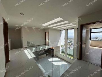 Casa en venta  en privada Sierra Azul, Pedregal, SLP. A estrenar!