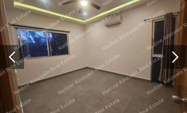 SE VENDE CASA DE  3 NIVELES 4 RECÁMARAS, ALBERCA PRIVADA. UBICADA EN RESIDENCIAL AQUA BY  CUMBRES CANCÚN. AMENIDADES, 2 CASAS CLUB, SEGURIDAD 24 HORAS.