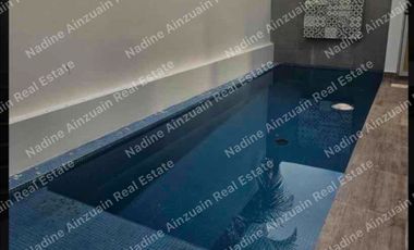 SE VENDE CASA DE  3 NIVELES 4 RECÁMARAS, ALBERCA PRIVADA. UBICADA EN RESIDENCIAL AQUA BY  CUMBRES CANCÚN. AMENIDADES, 2 CASAS CLUB, SEGURIDAD 24 HORAS.