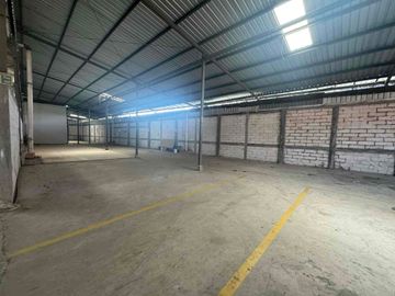 DISEWAKAN GUDANG DI SEMARANG BARAT