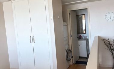 NICE FULLY FURNISHED 1 BEDROOM LOFT UNIT IN ONE ROCKWELL MAKATI