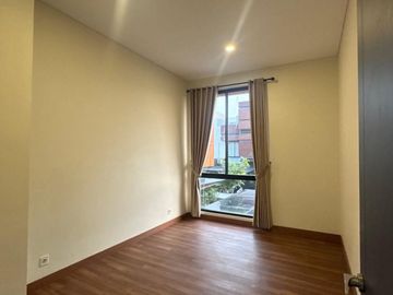 JUAL RUMAH MOZART LEBAR 9, SYMPHONIA GADING SERPONG
