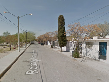 ¡El privilegio de pagar menos y ganar más! Venta de casa en recuperación bancaria, Miguel Gomez Morin, Juárez, Chih.