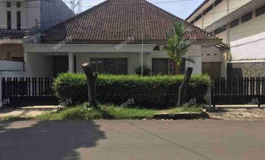 rumah strategis di sayap riau martadinata bandung kota