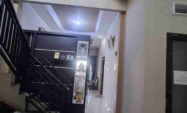 rumah luas 136 di komplek kembarmas regol bkr buahbatu bandung