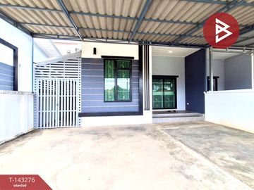 ขายบ้านแฝดชั้นเดียว เนื้อที่ 36 ตร.วา ท่าอิฐ อุตรดิตถ์
