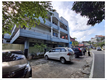 KOST 40 Kamar Markoni