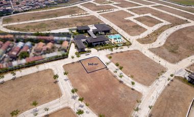 PRIME CORNER LOT IN MAPLE GROVE PARK VILLAGE GEN. TRIAS CAVITE