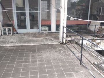 Rumah 2 Lantai Pucang anom Surabaya - RM183APD