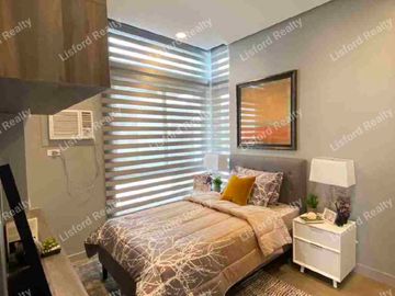 Townhouse for Sale in EDSA Congressional