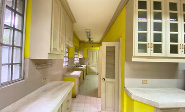 FOR SALE: 3 Bedroom 625sqm House and Lot with Garden and Staff Rooms in Ayala Alabang Village
